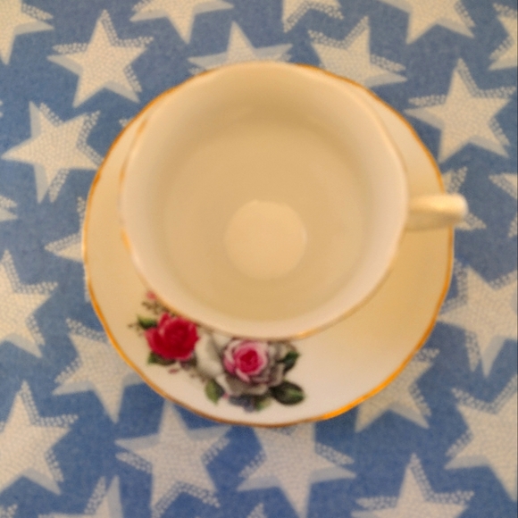 1 Teacup & 2 saucers Vintage - Picture 6 of 7